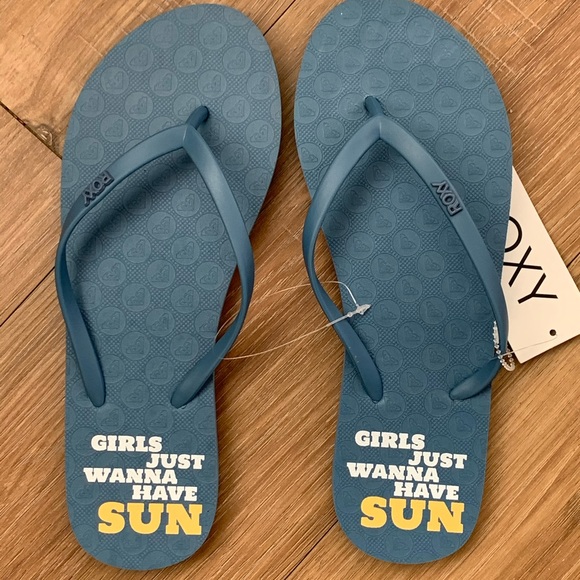 Roxy Womens Flip Flops NWT